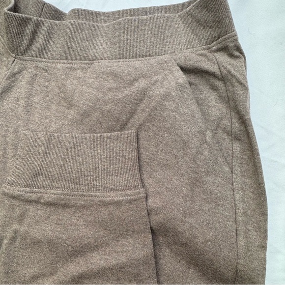 Pact NWOT Women's Deep Taupe Heather Airplane Joggers, 100% organic cotton, - Picture 5 of 13